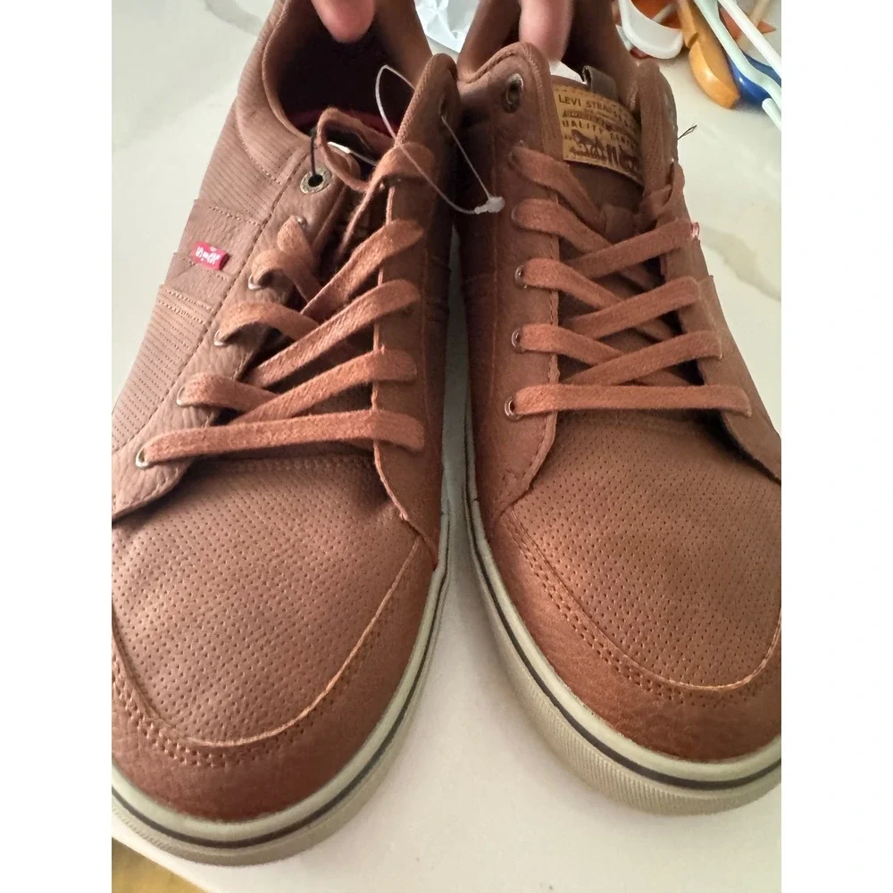 Levis Mens Brown Perforated Low Top Sneakers Size 12 NWT